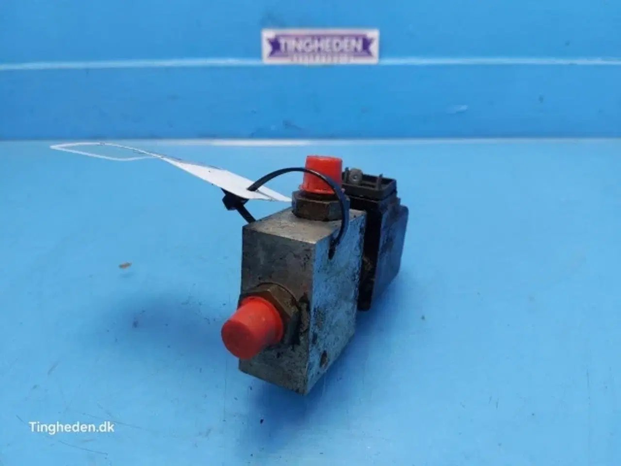 Billede 4 - Massey Ferguson 32 Ventil 45110054