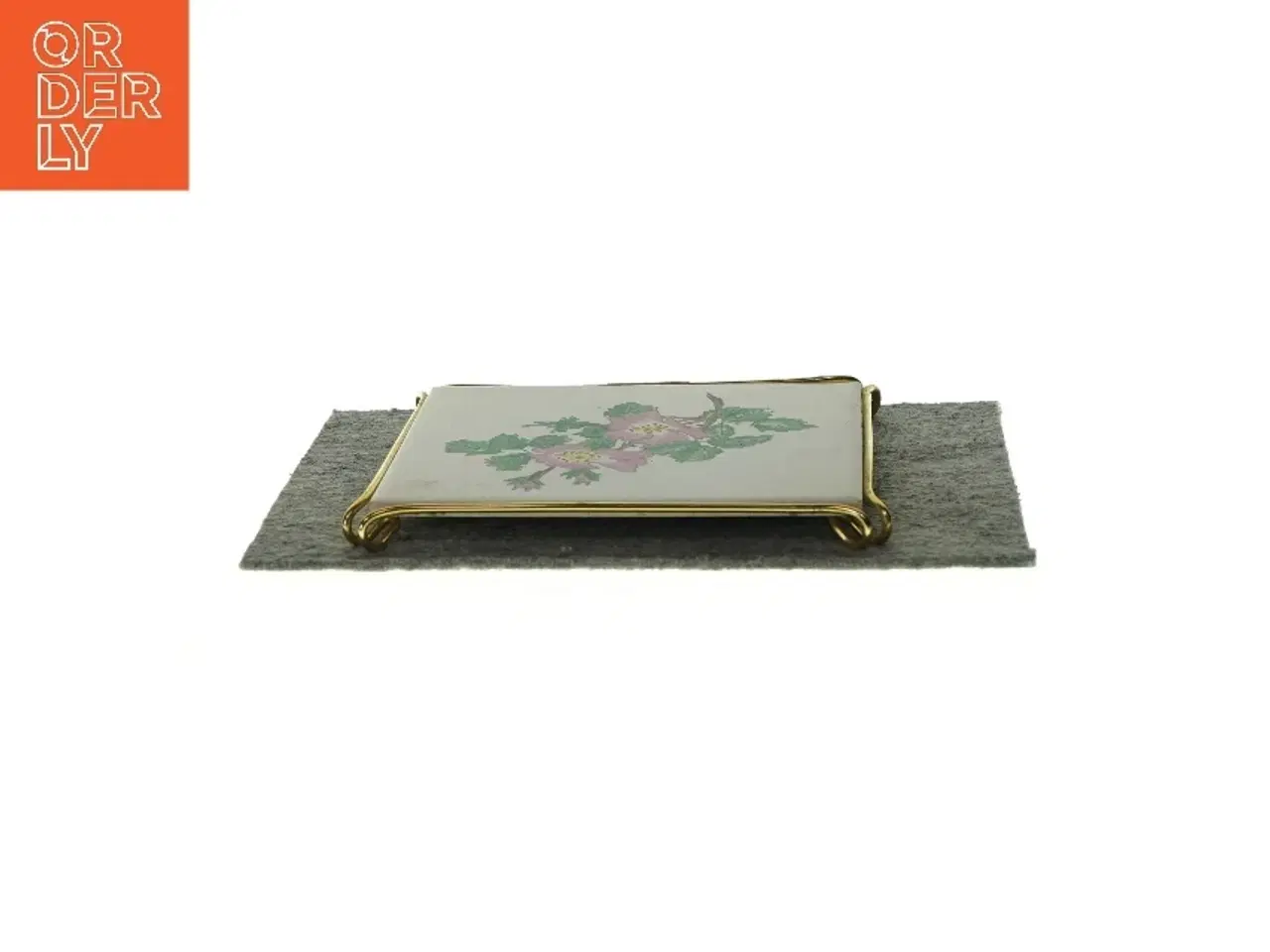 Billede 3 - Dekorativt fad fra Ukendt (str. LBH:16,5x16,5x2cm)