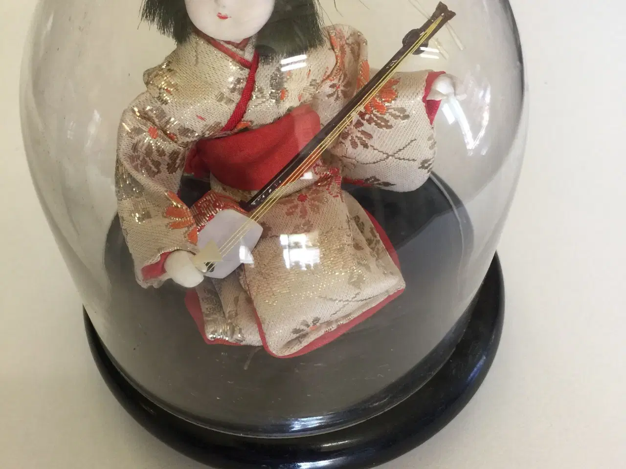 Billede 1 - Japansk dukke