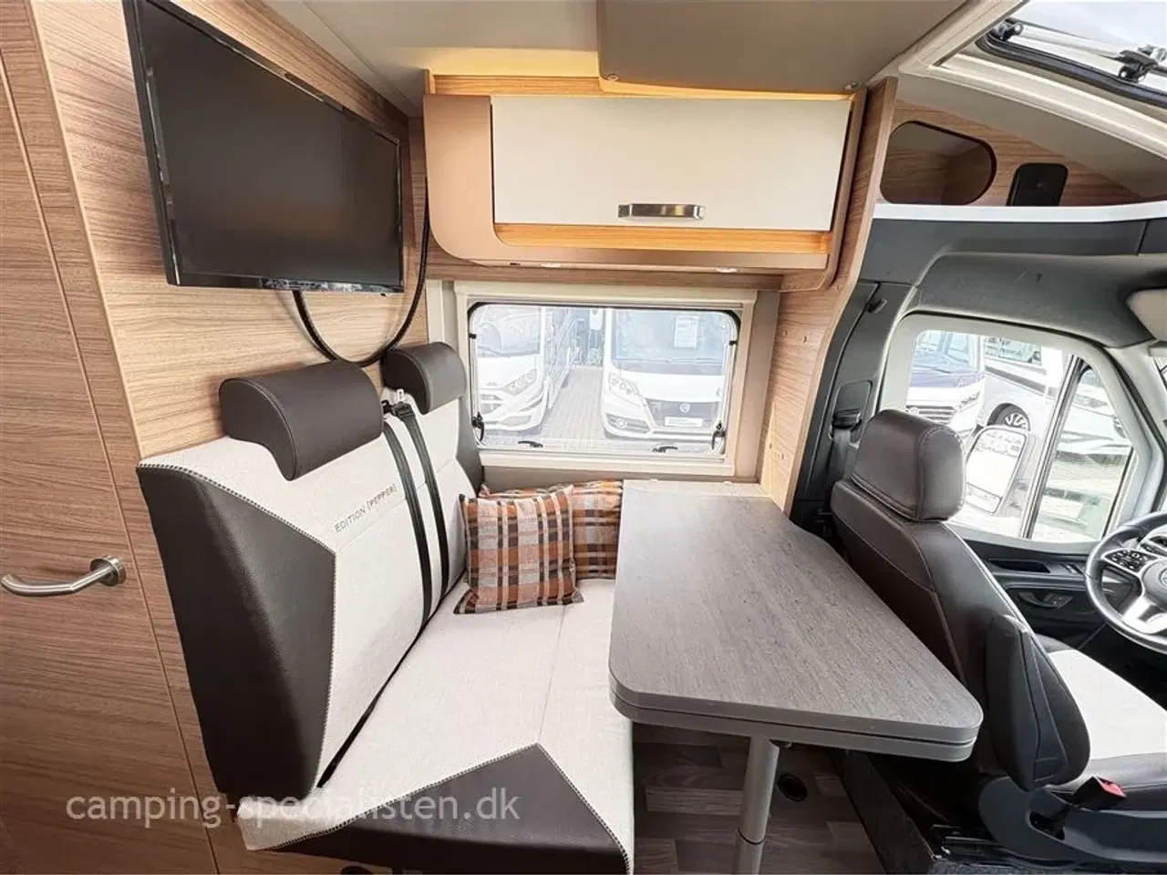 Billede 6 - 2024 - Weinsberg CaraCompact 640 MEG MB Pepper   Weinsberg Pepper 640 MEG MB 2024 - Kan ses nu hos Camping-Specialisten.dk