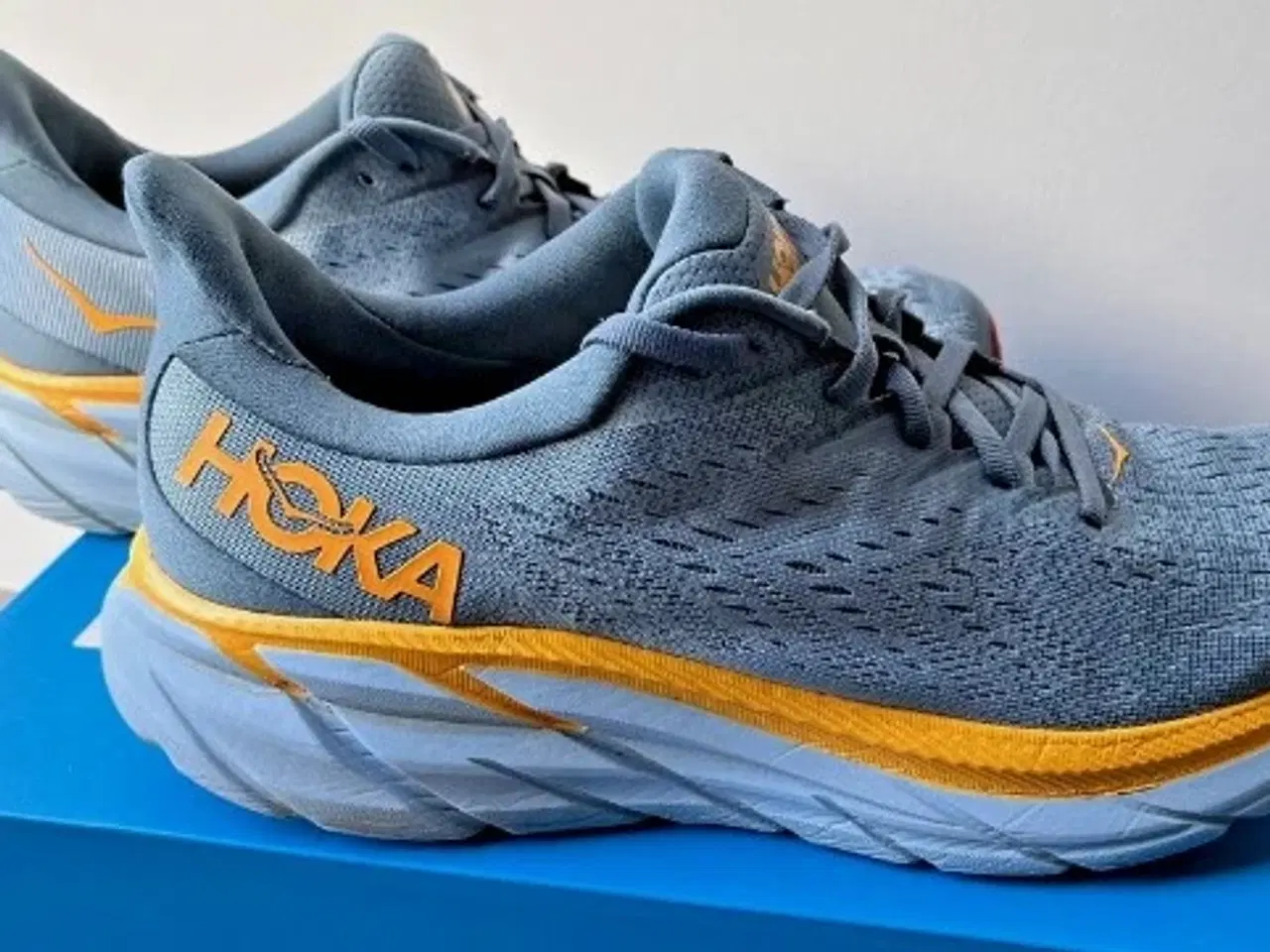 Billede 1 - HOKA Clifton 