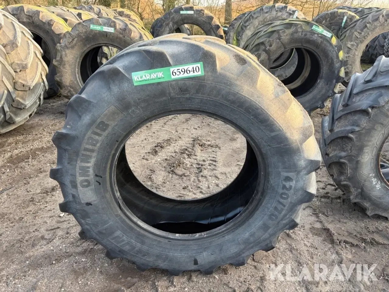 Billede 1 - Landbrugsdæk Michelin 420/70R28 1 styk