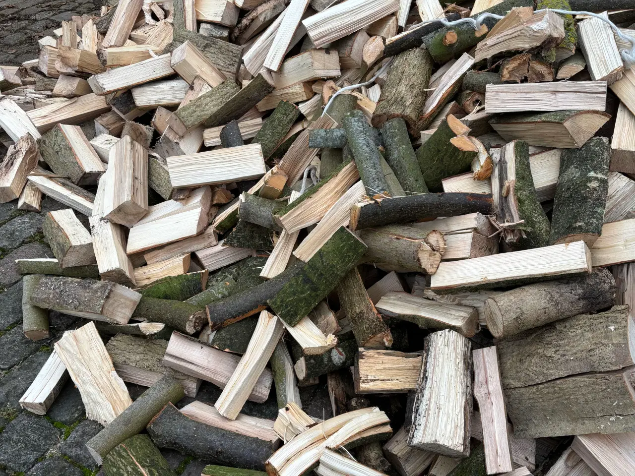 Billede 1 - Brænde af gran