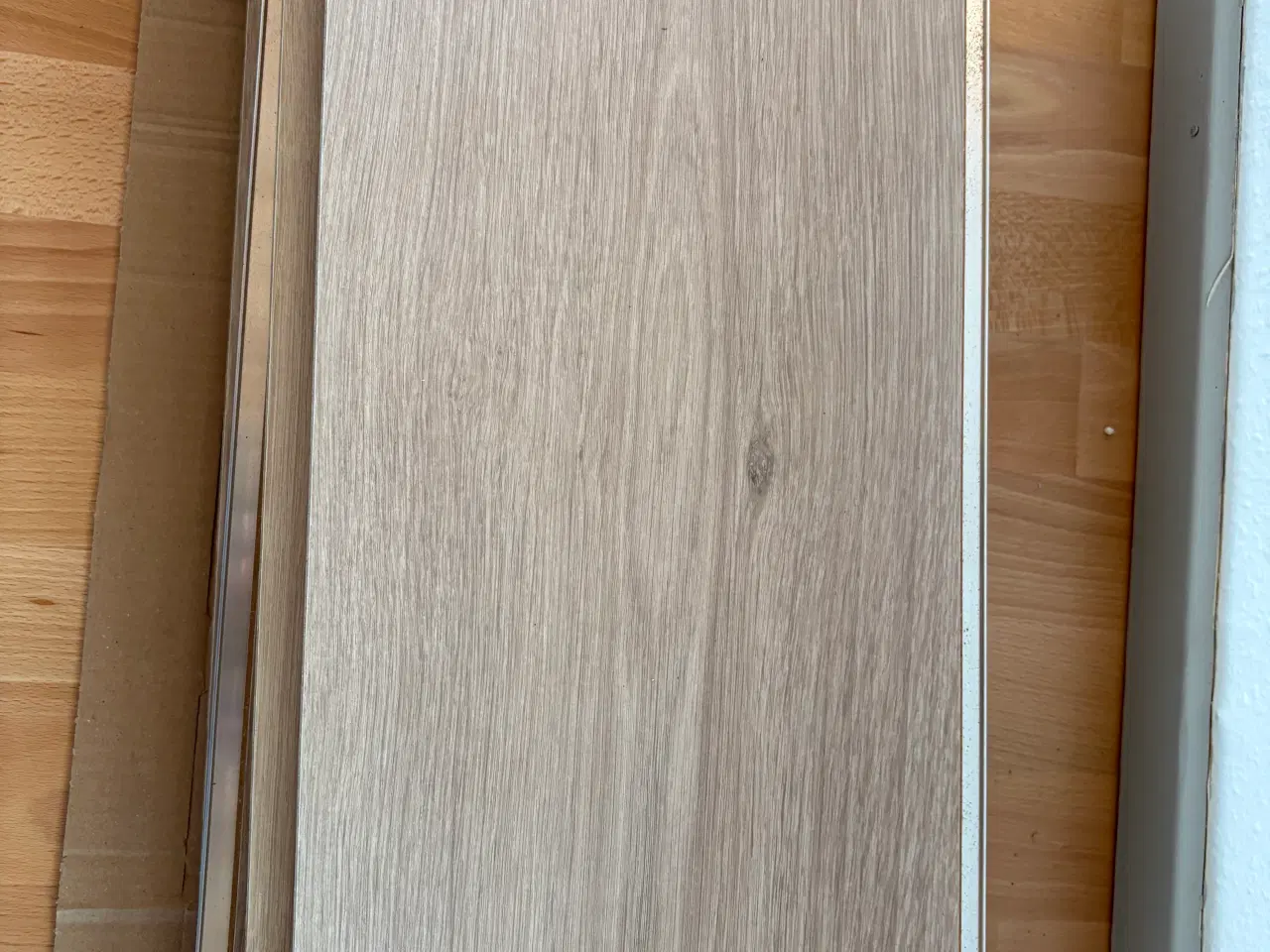 Billede 1 - Flot Alloc Berry højtrykslaminatgulv 