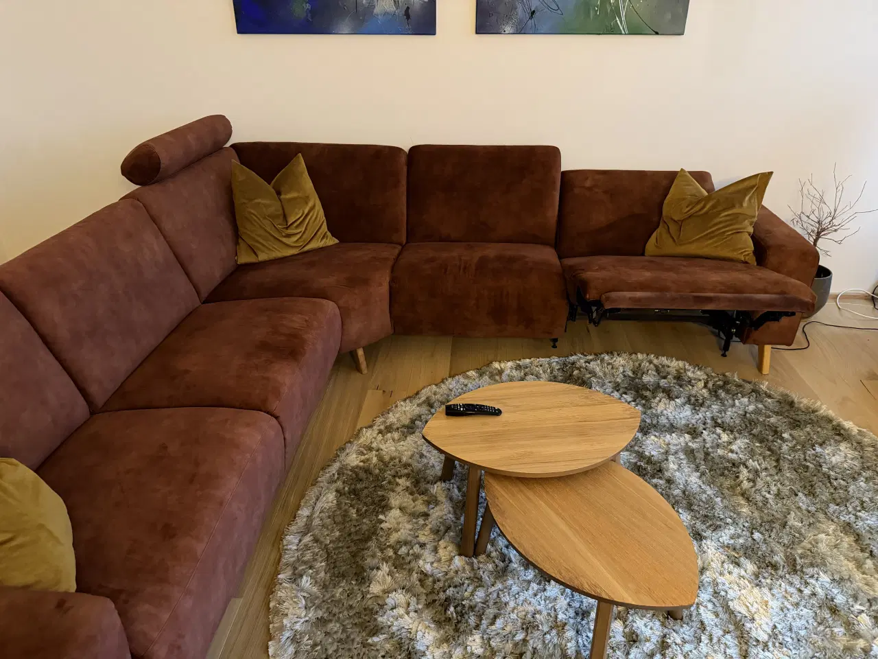 Billede 2 - Stor hjørnesofa m. Recliner funktion og nakkestøtt