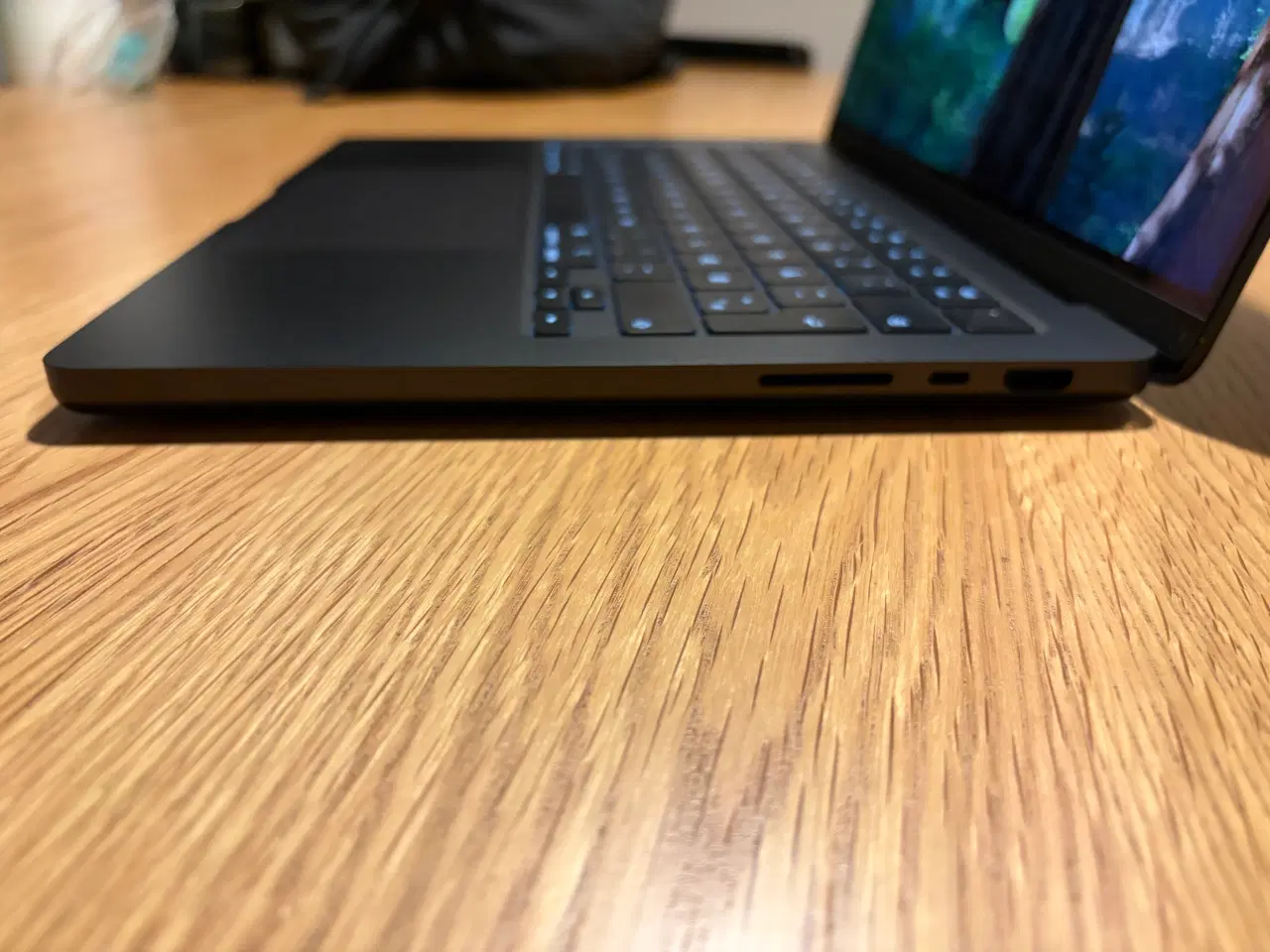 Billede 2 - Macbook Pro M3 Pro 512GB 18GB Ram