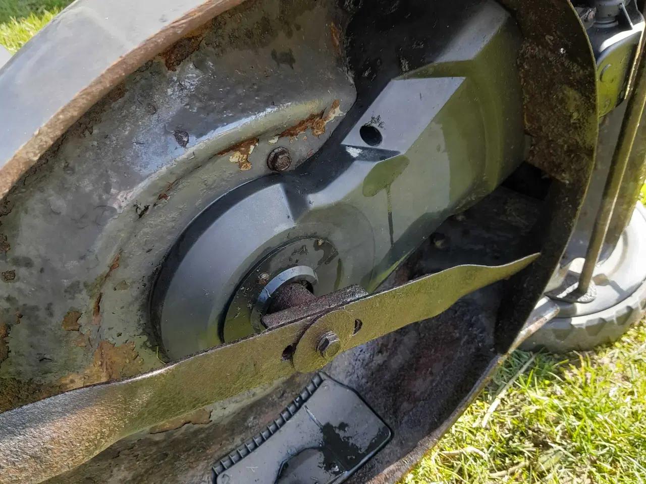 Billede 4 - Benzin plæneklipper 