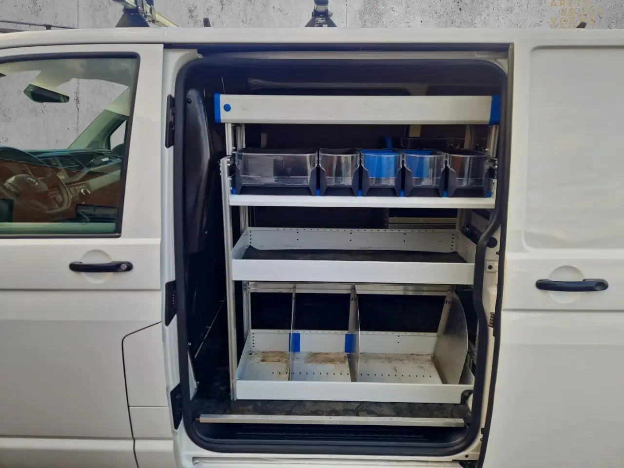 Billede 9 - VW Transporter 2,0 TDi 110 Kassevogn kort
