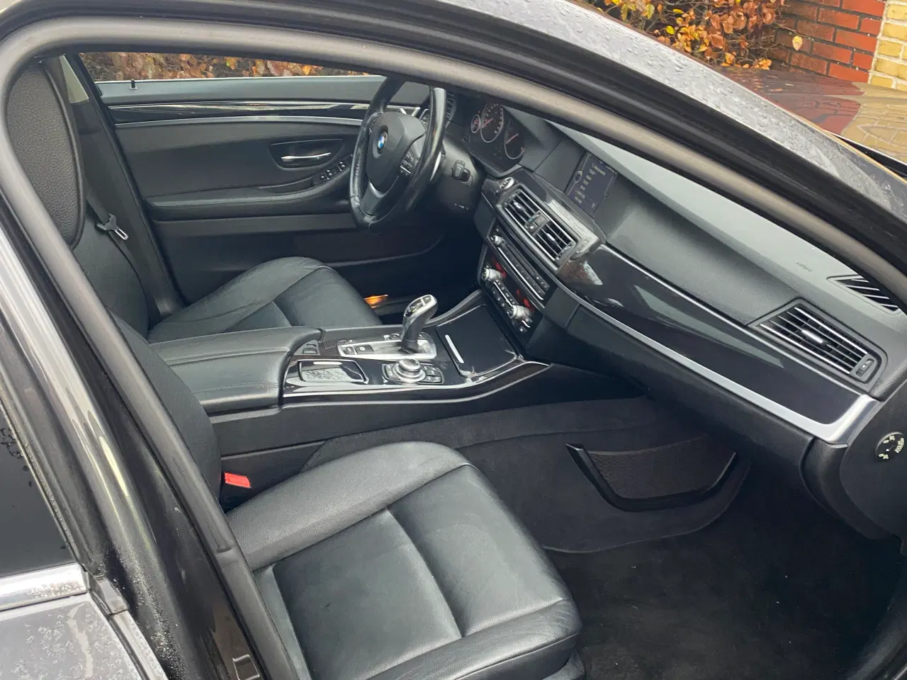 Billede 12 - BMW 520 d Aut. step tronic med paddle shift.