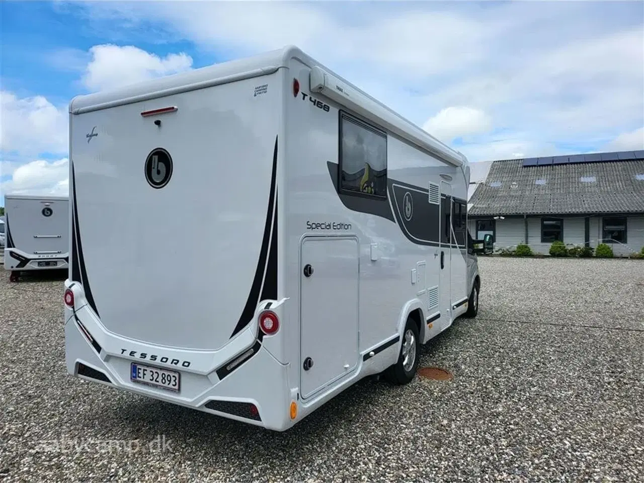 Billede 3 - 2024 - Benimar Tessoro T468 Special Edition   Automatgear. NK Pakke. solcelle. batteri. inverter. Maxxfan. markise. udvendigt bruseudtag. lædersæder. Kun 4600 Km!!!