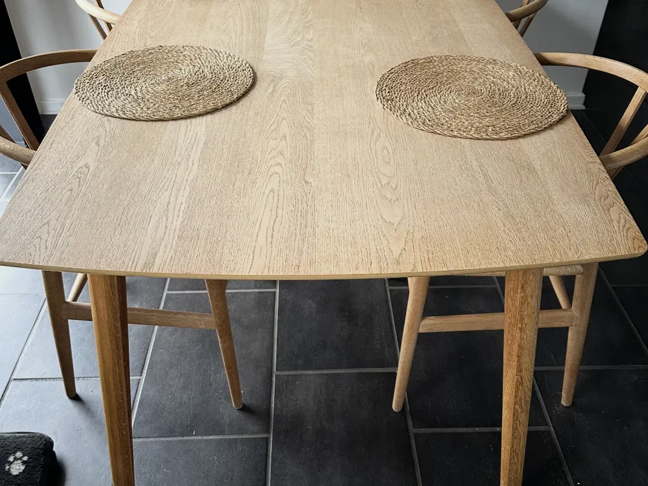 Billede 6 - Spisebord i egetræ 