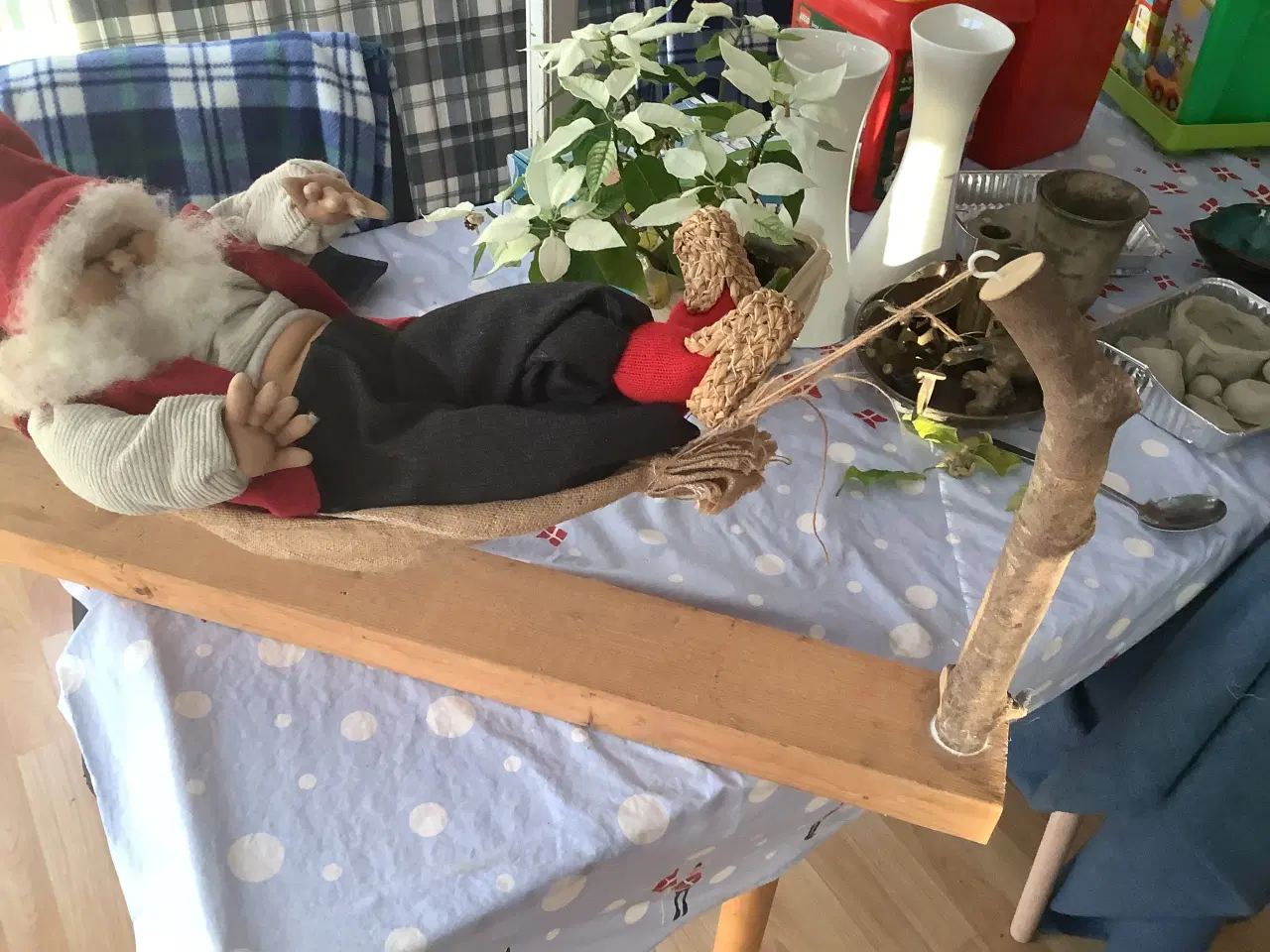 Billede 4 - Julemand i hængekøje