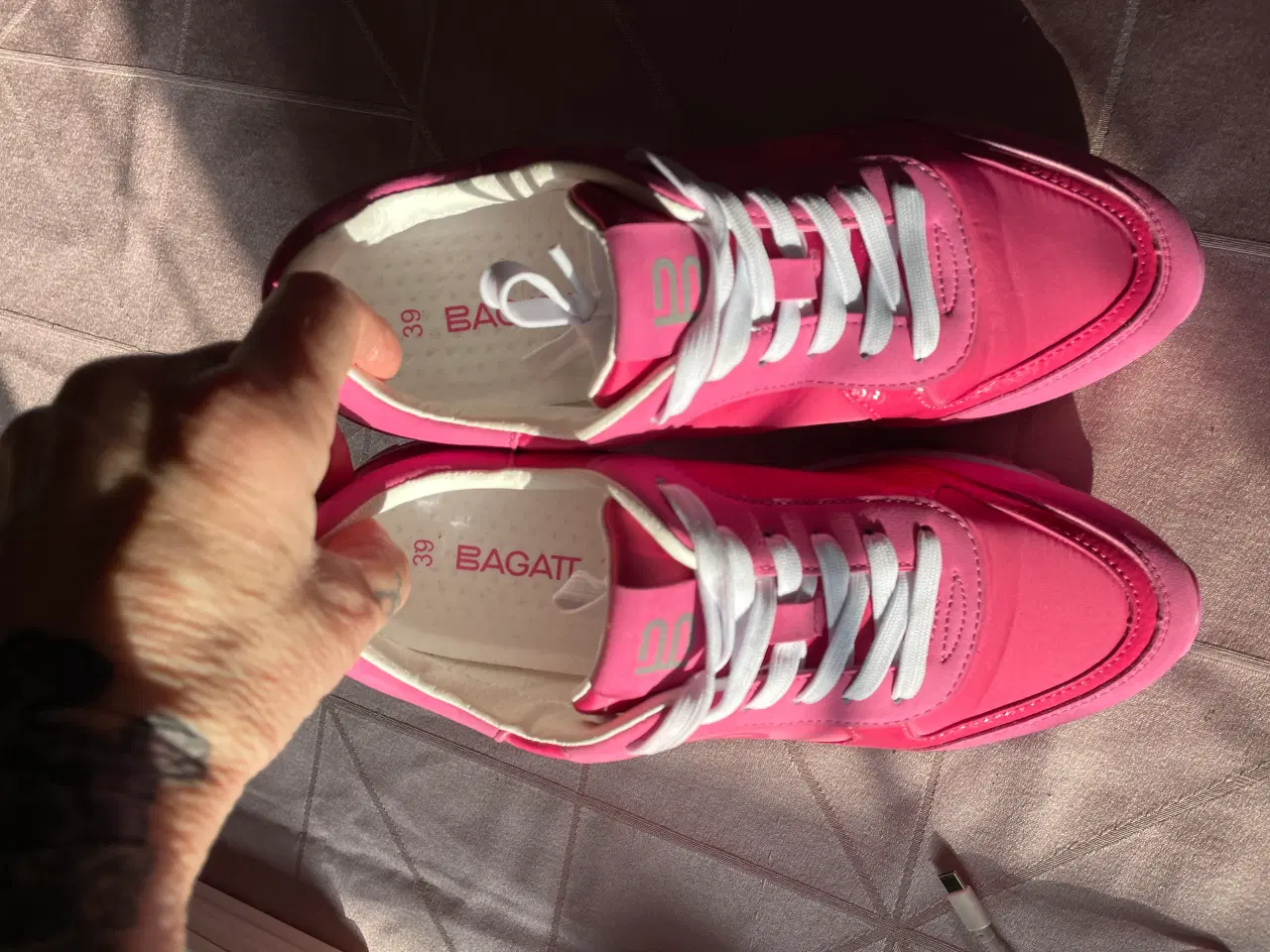 Billede 2 - Bugatt brugt 1 gang 