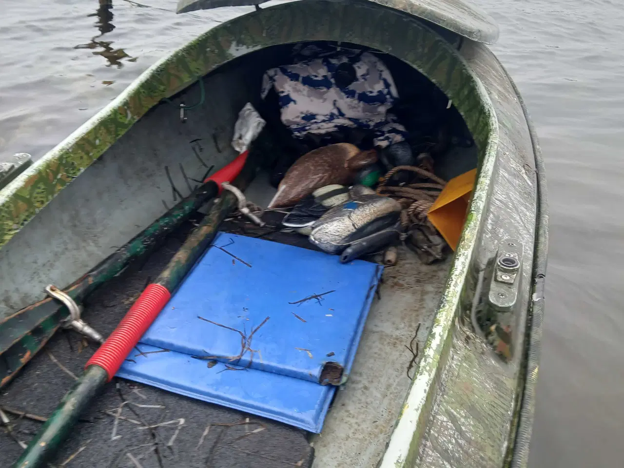 Billede 2 - Jagtpram med indenbordsmotor