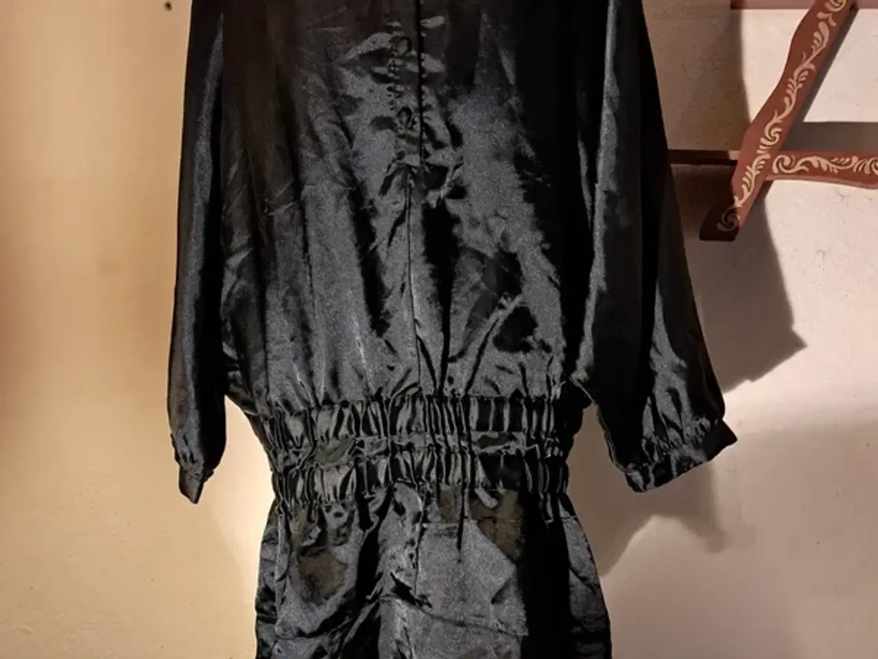 Billede 1 - Vanting str. s kjole