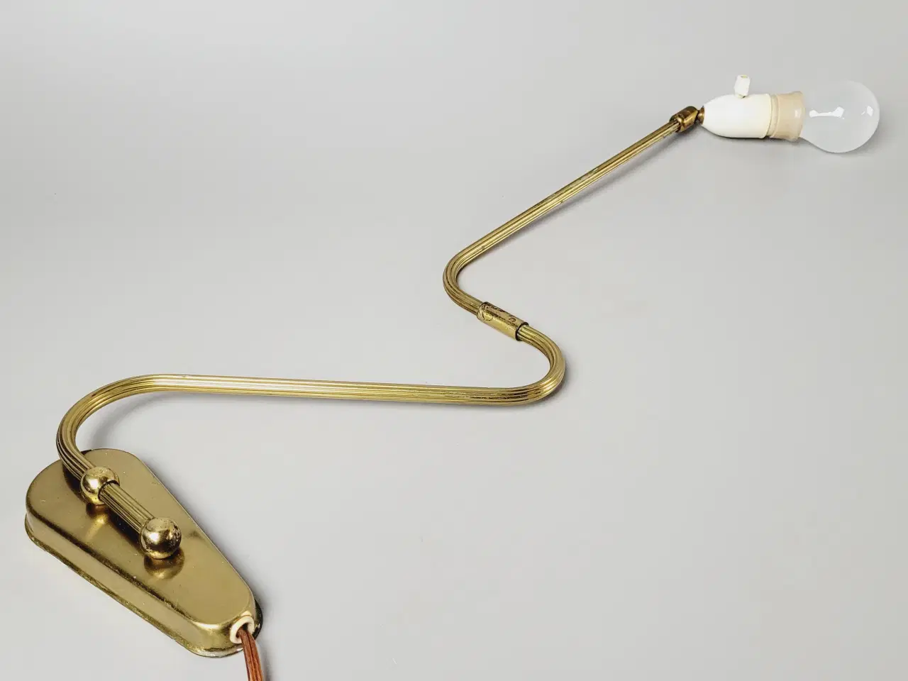 Billede 6 - ⭐️· Vintage Væglampe / Udtrækslampe Massiv Messing
