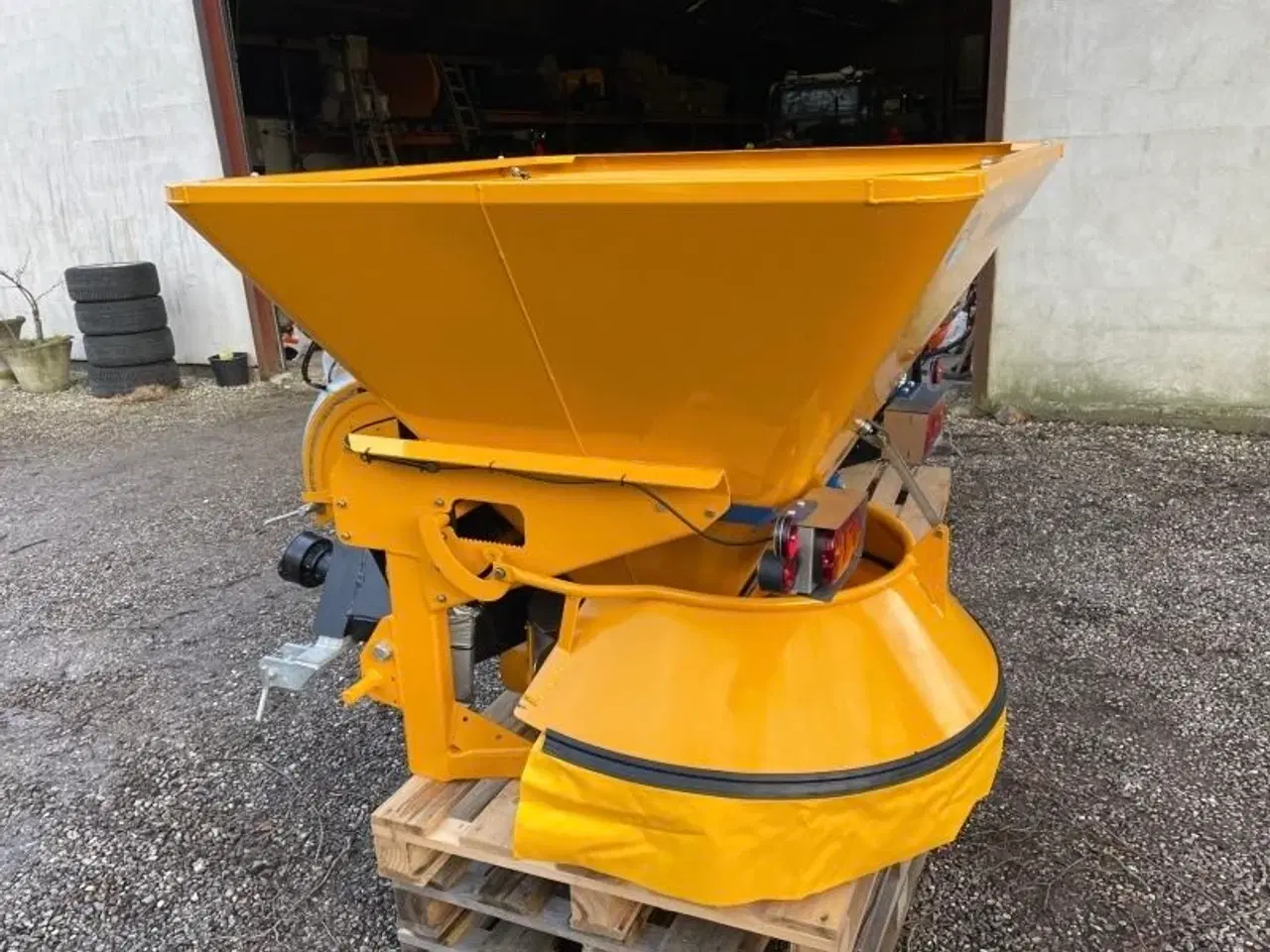 Billede 15 - Bogballe S2 saltspreder – 2021 – næsten ny