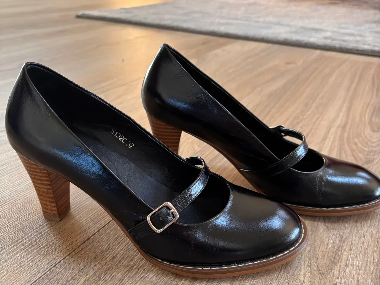 Billede 1 - Sofie Schnoor sko