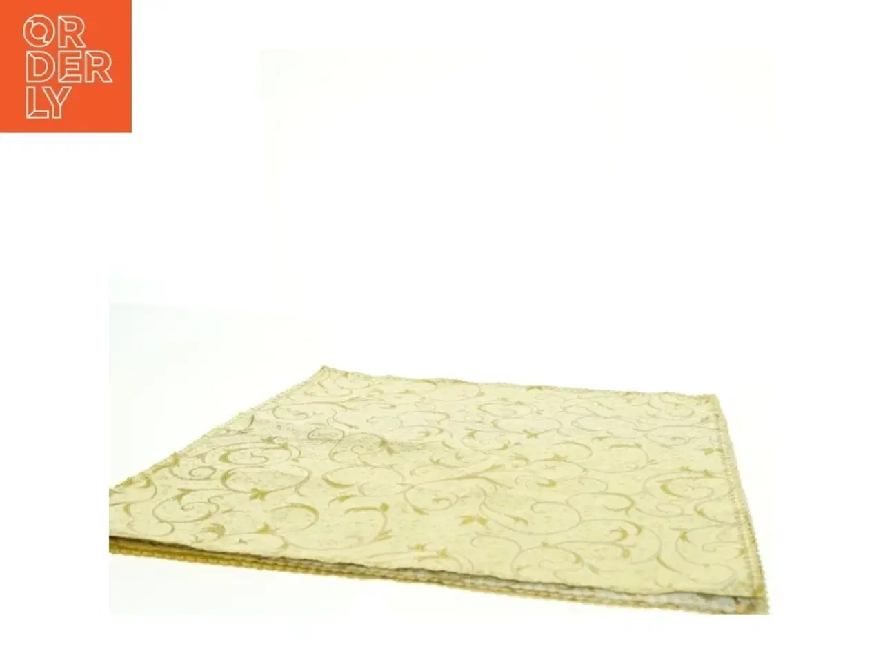 Billede 2 - Broderet servietter (str. 47 x 47 cm)