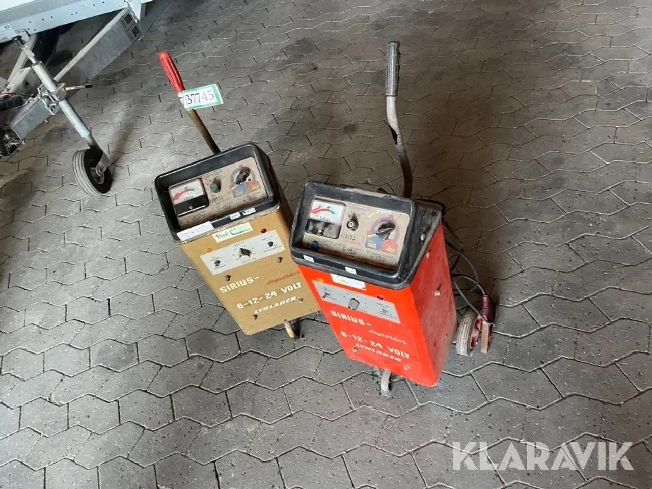 Billede 1 - Lyn Batteriopladere 2 styk Sirius