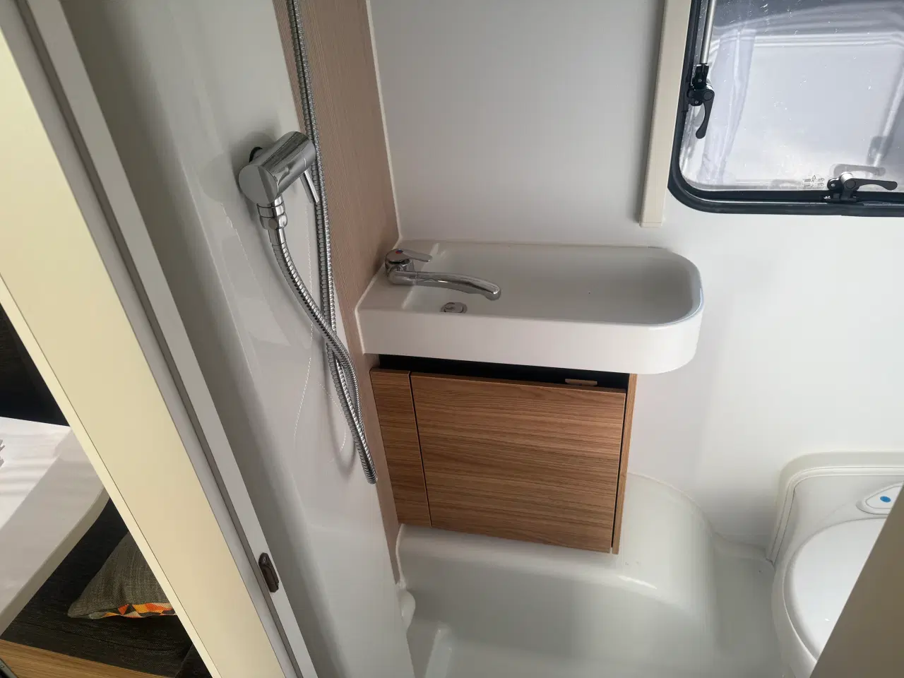 Billede 11 - Adria action 391