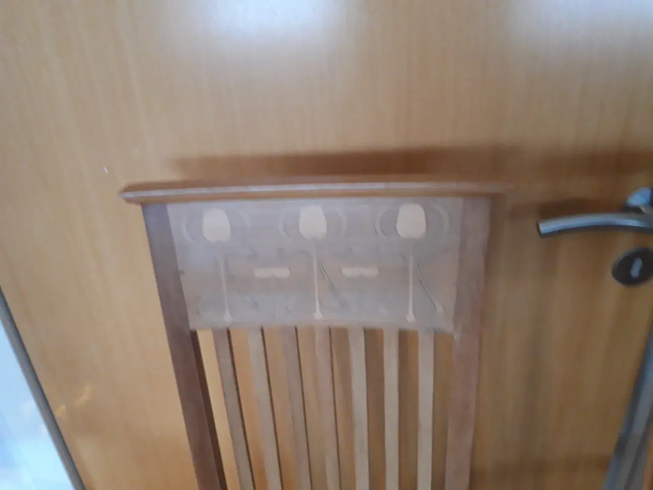 Billede 5 - Antik bænk og stol i massiv Rosentræ sælges