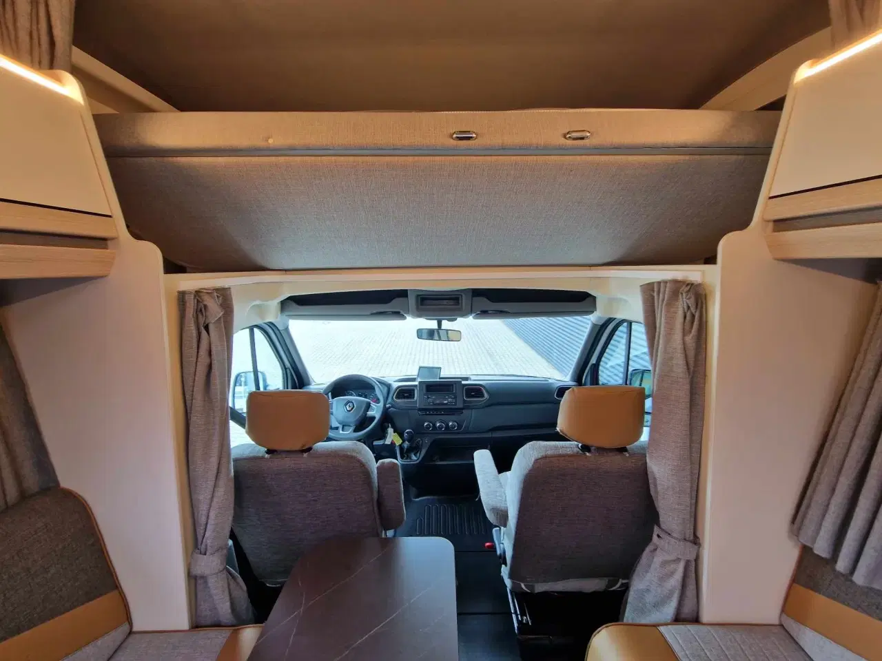 Billede 8 - 2025 - Ahorn Camp A640