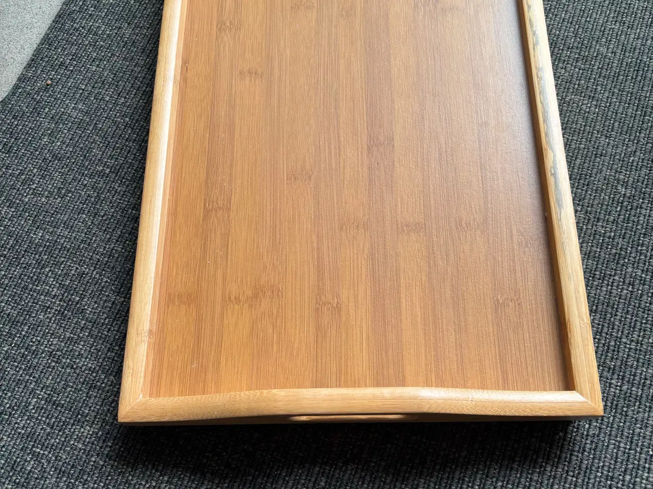 Billede 2 - Serveringsbakke med ben 