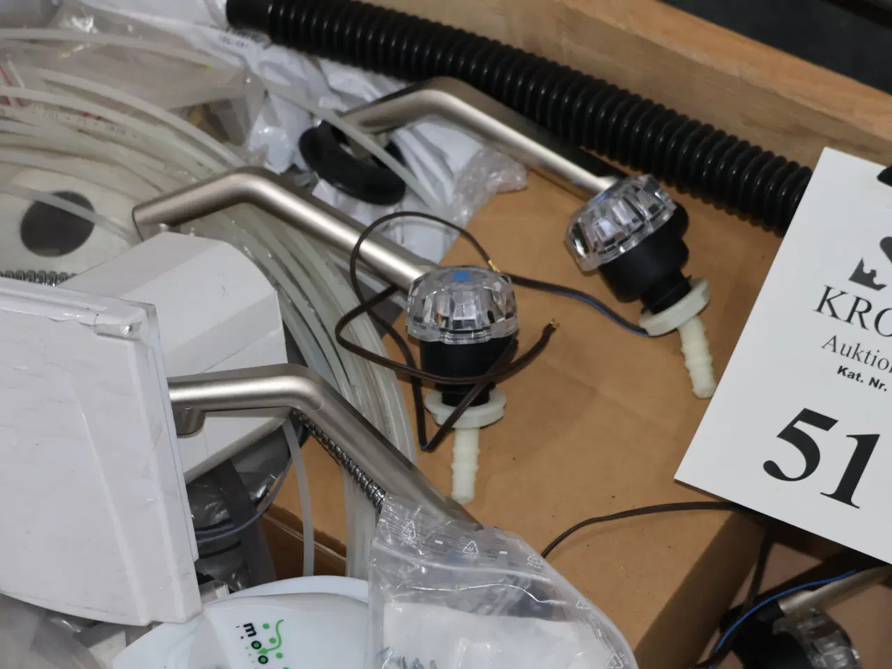 Billede 3 - Palle Vandhaner, varmelegemer, antenner mm.