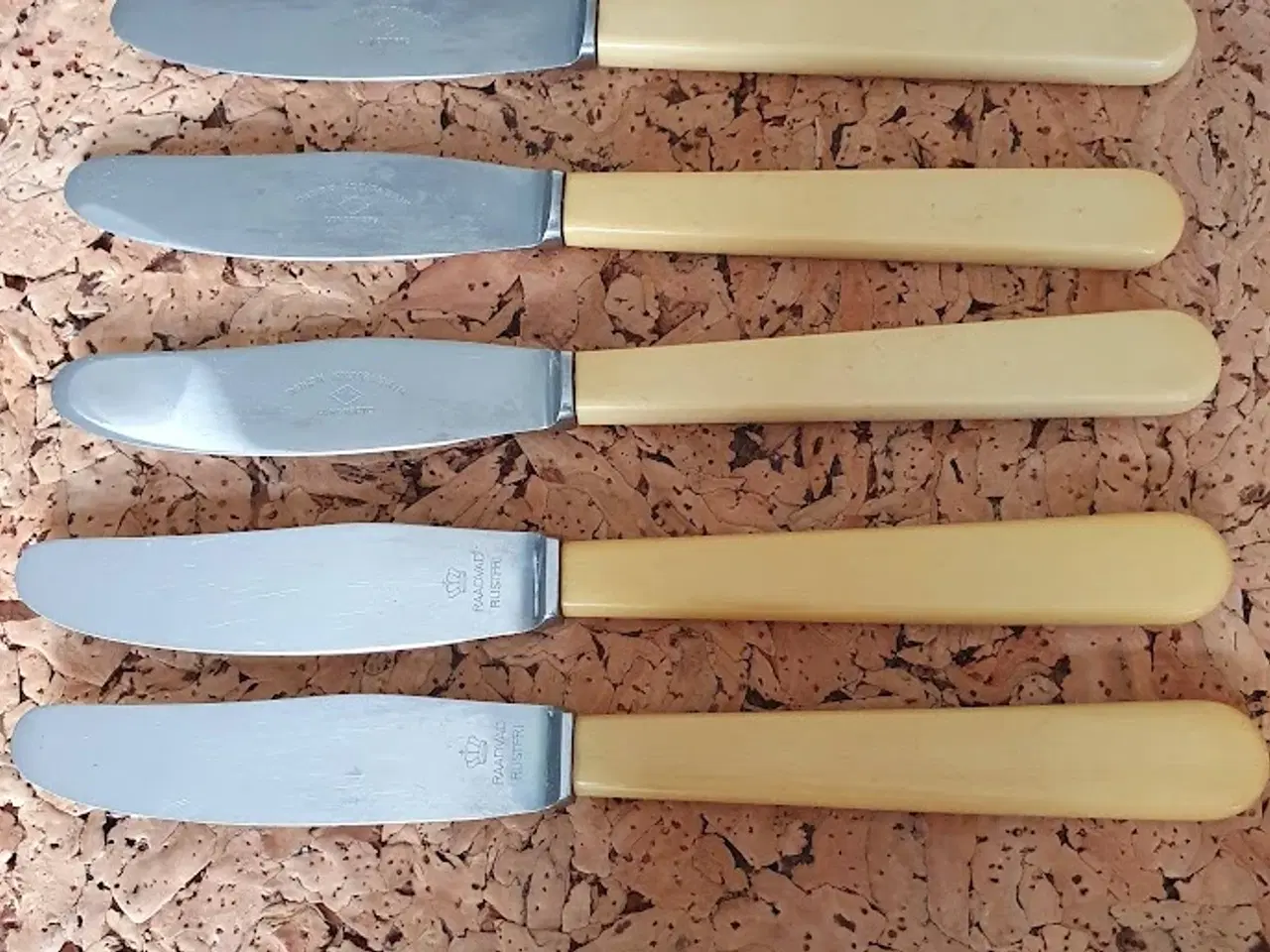 Billede 1 - Knive m. benskaft, Rådvad