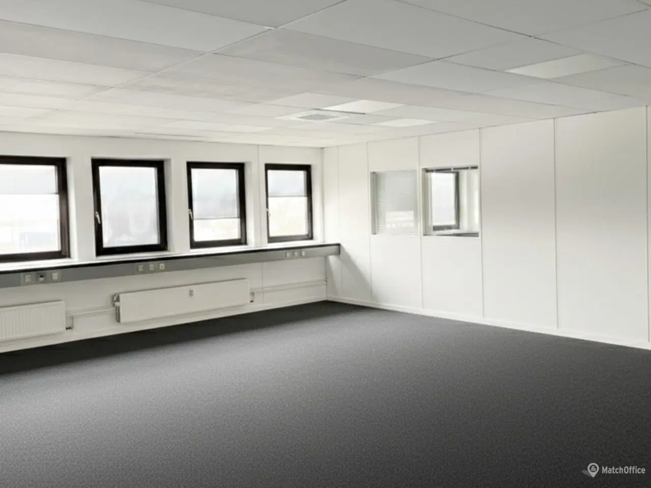 Billede 7 - Avedøre - 1.157 m² lager/showroom og kontor samt 600m² indhegnet oplagsareal.