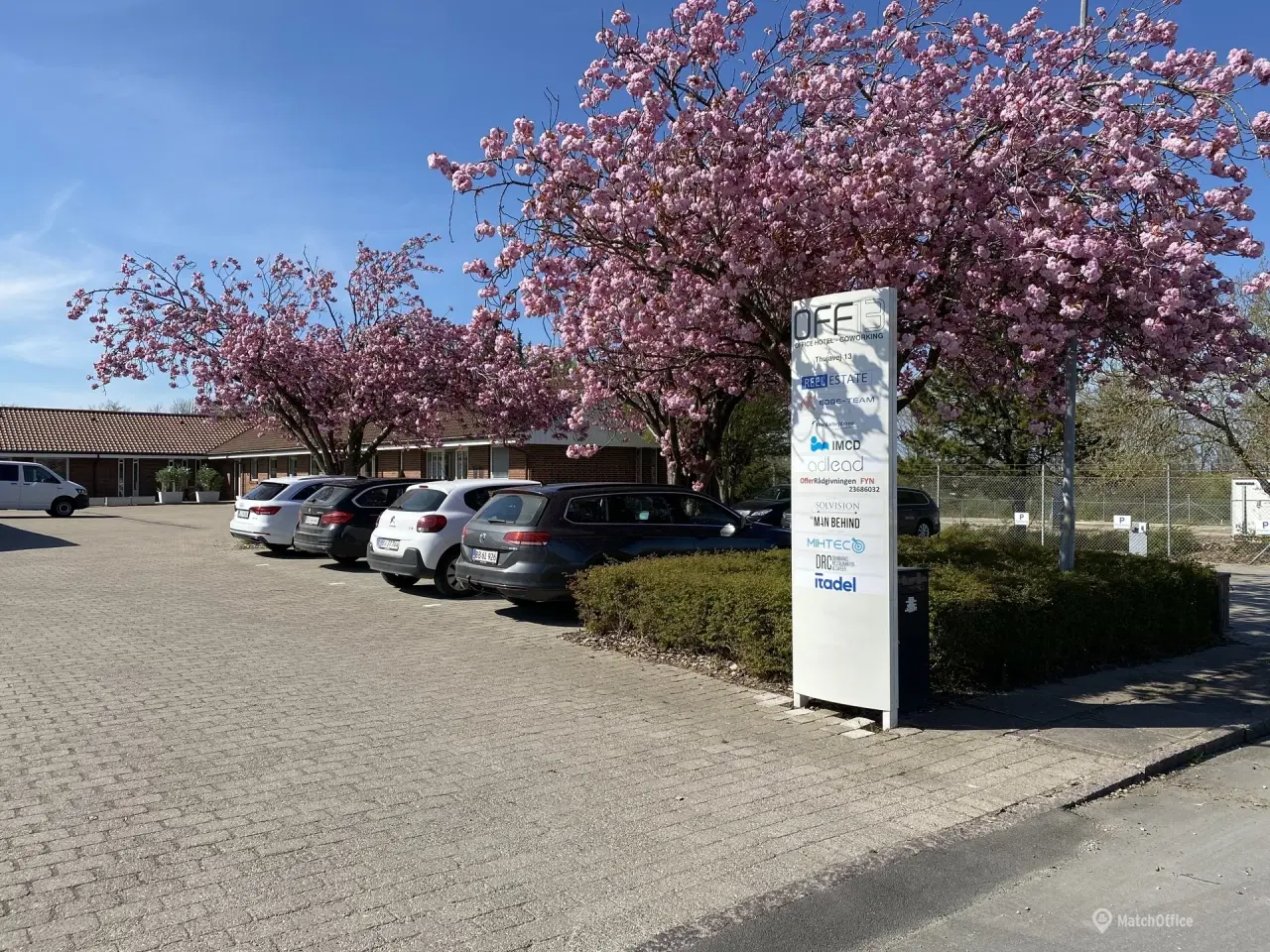 Billede 2 - Moderne kontor til leje med mange faciliteter nær bus.