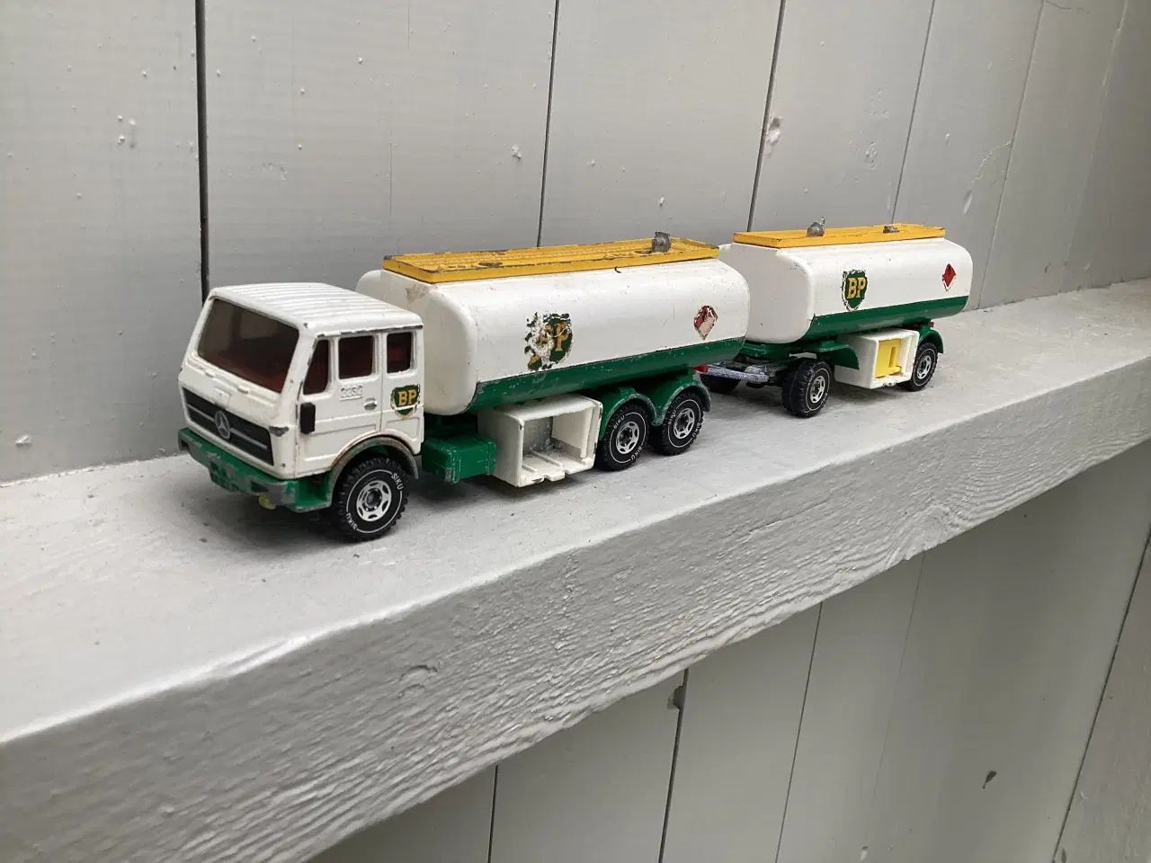 Billede 1 - SIKU, tankvogn m hænger, BP