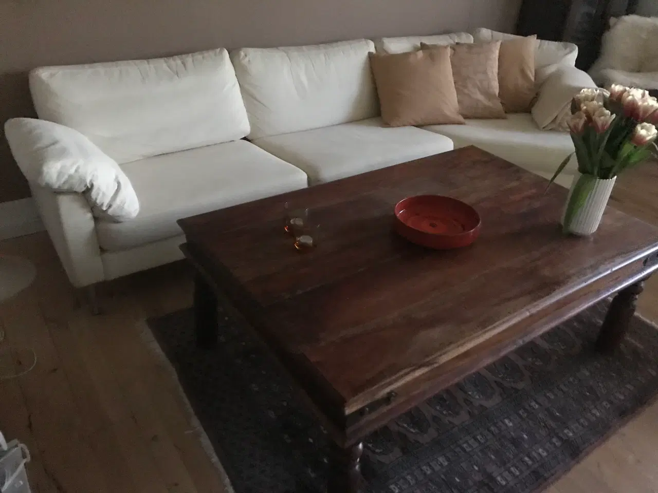 Billede 3 - Flot sofa i råhvid .