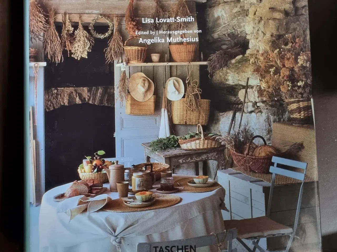 Billede 8 - Coffee table books om indretning mm