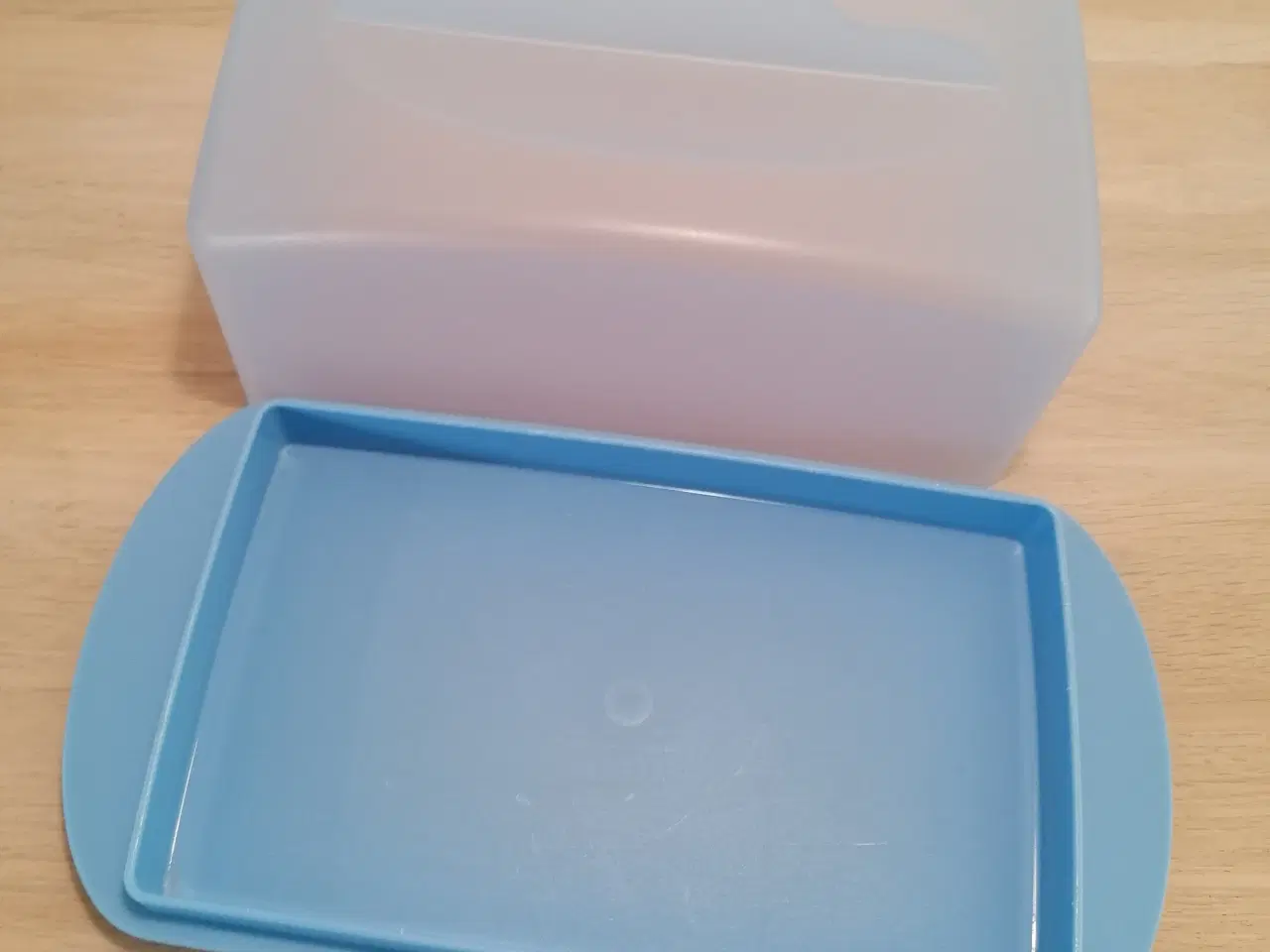 Billede 2 - Tupperware avanti boks til eks. ost
