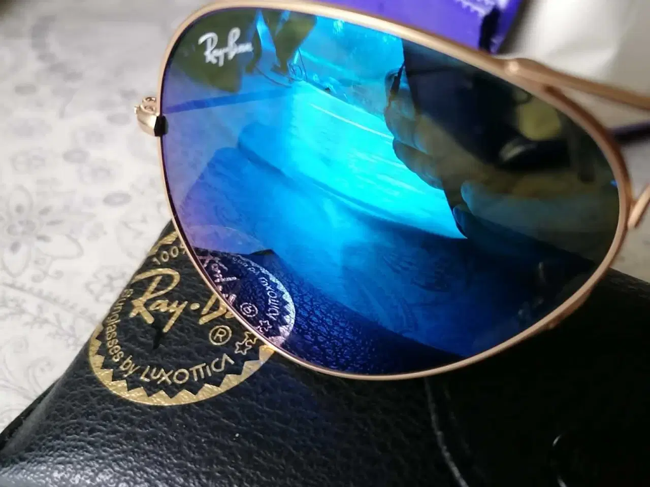 Billede 3 - Ray band solbriller med blå glas