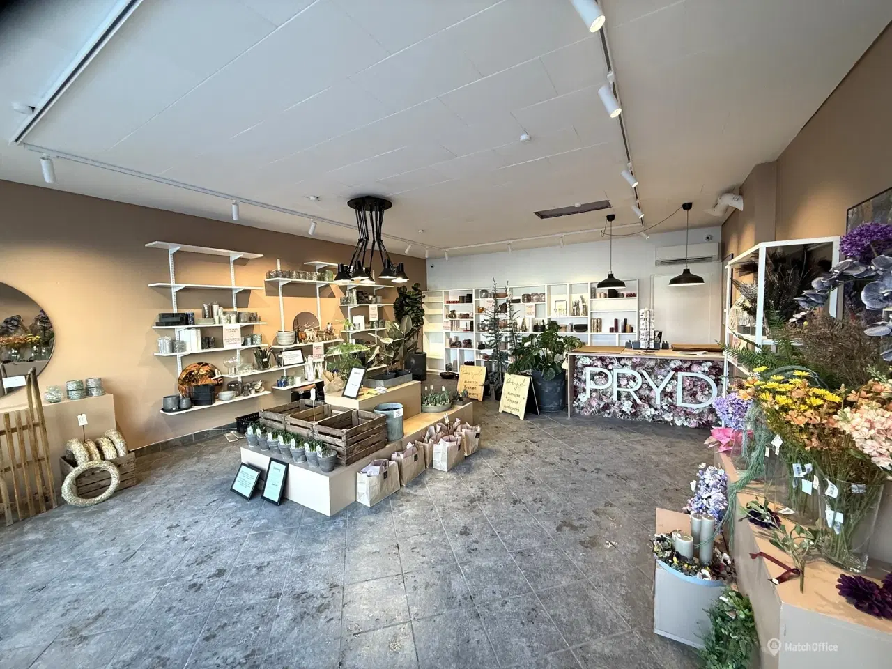 Billede 8 - CENTRALT OG GODT BELIGGENDE LEJEMÅL UDLEJES