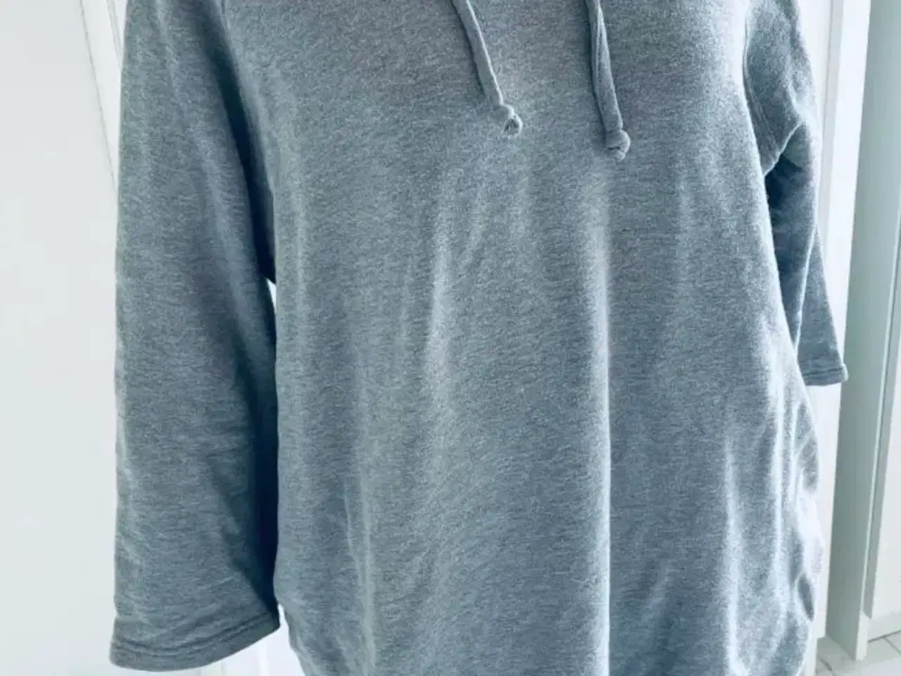 Billede 1 - Sweatshirt grå AJ 117 project