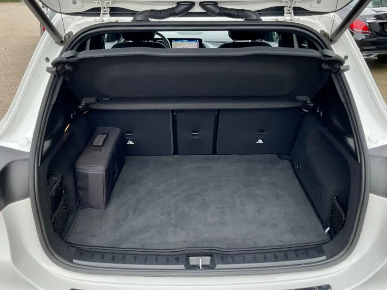 Billede 15 - Mercedes EQA250 AMG Line