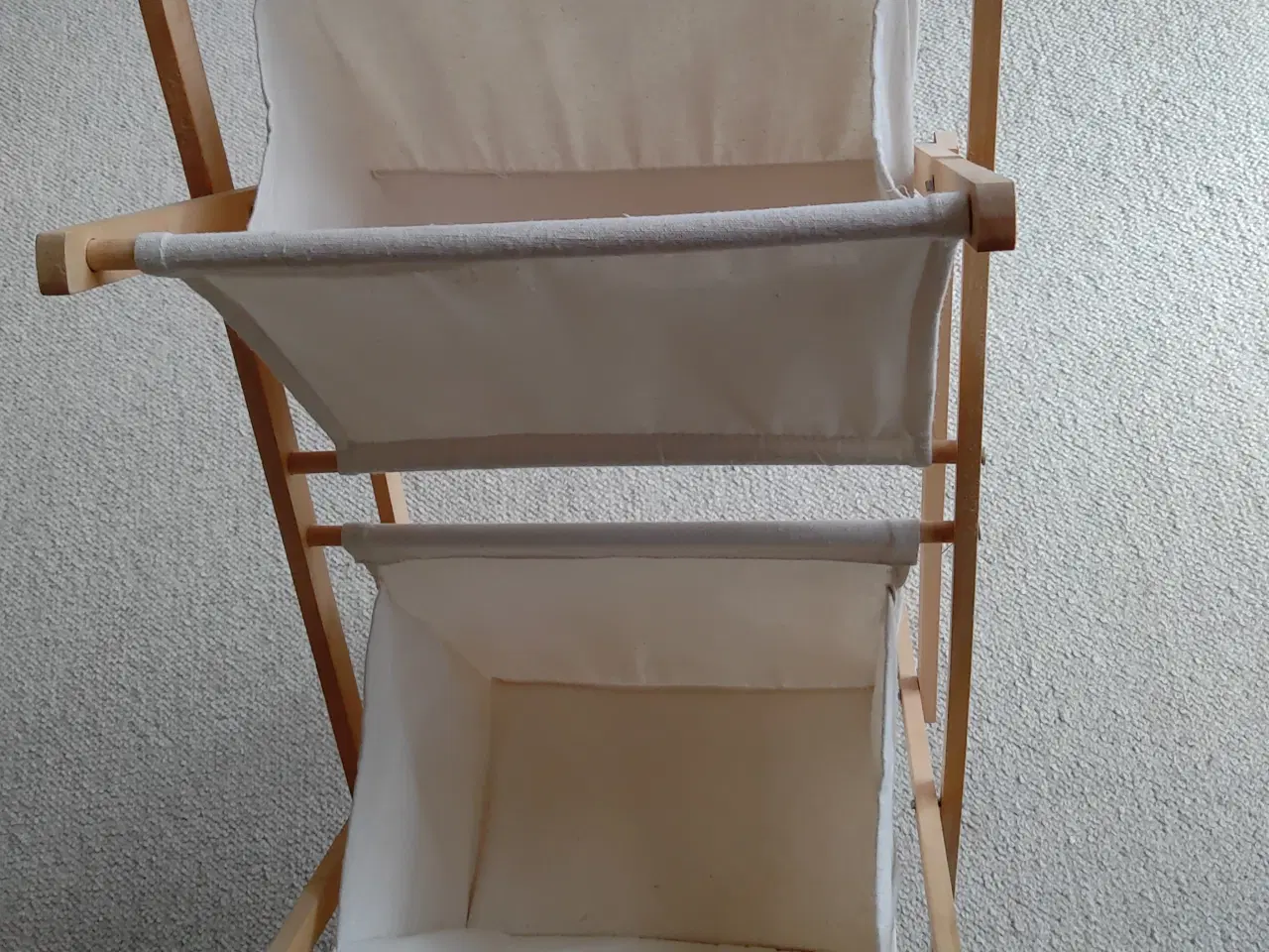 Billede 2 - Praktisk magasinholder