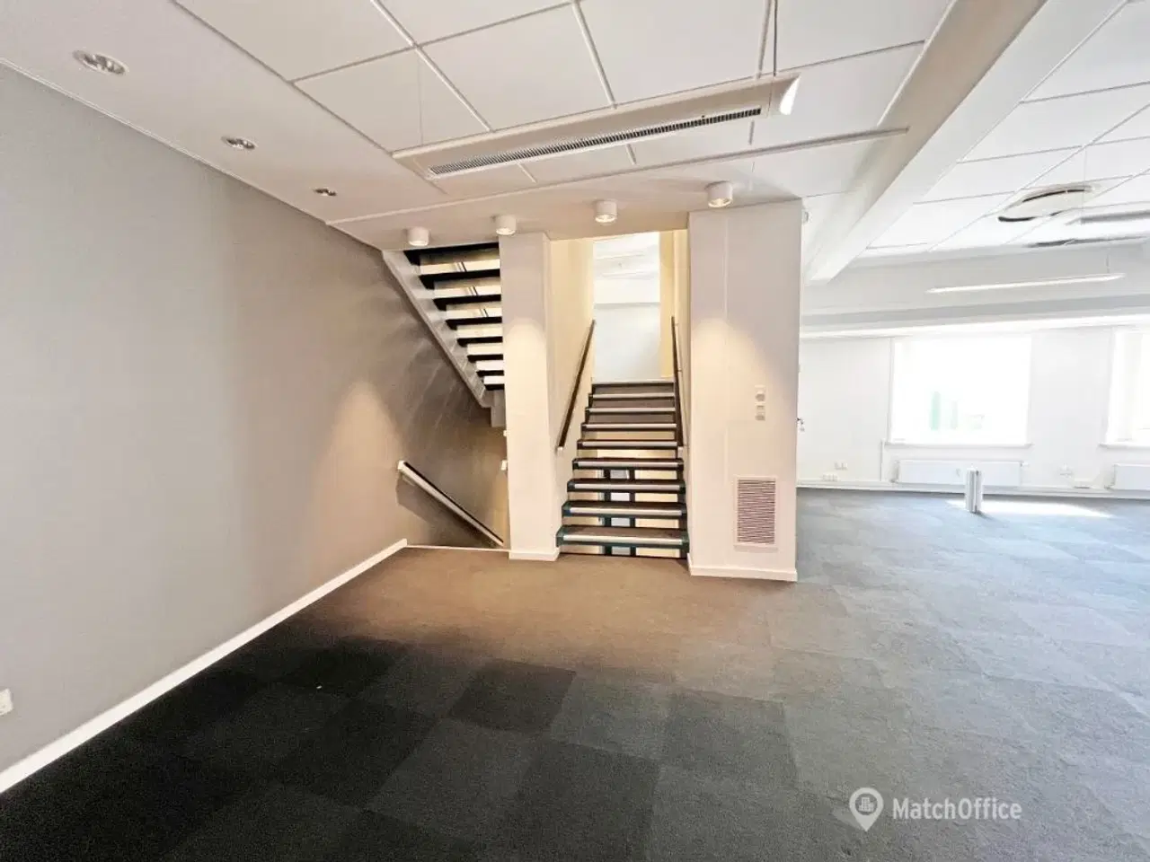 Billede 8 - Butik. kontor. klinik - med bedste beliggenhed - i alt 193 kvm