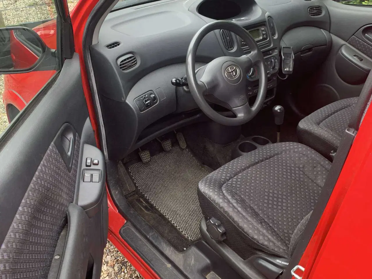 Billede 6 - Fin Toyota Yaris verso sælges 