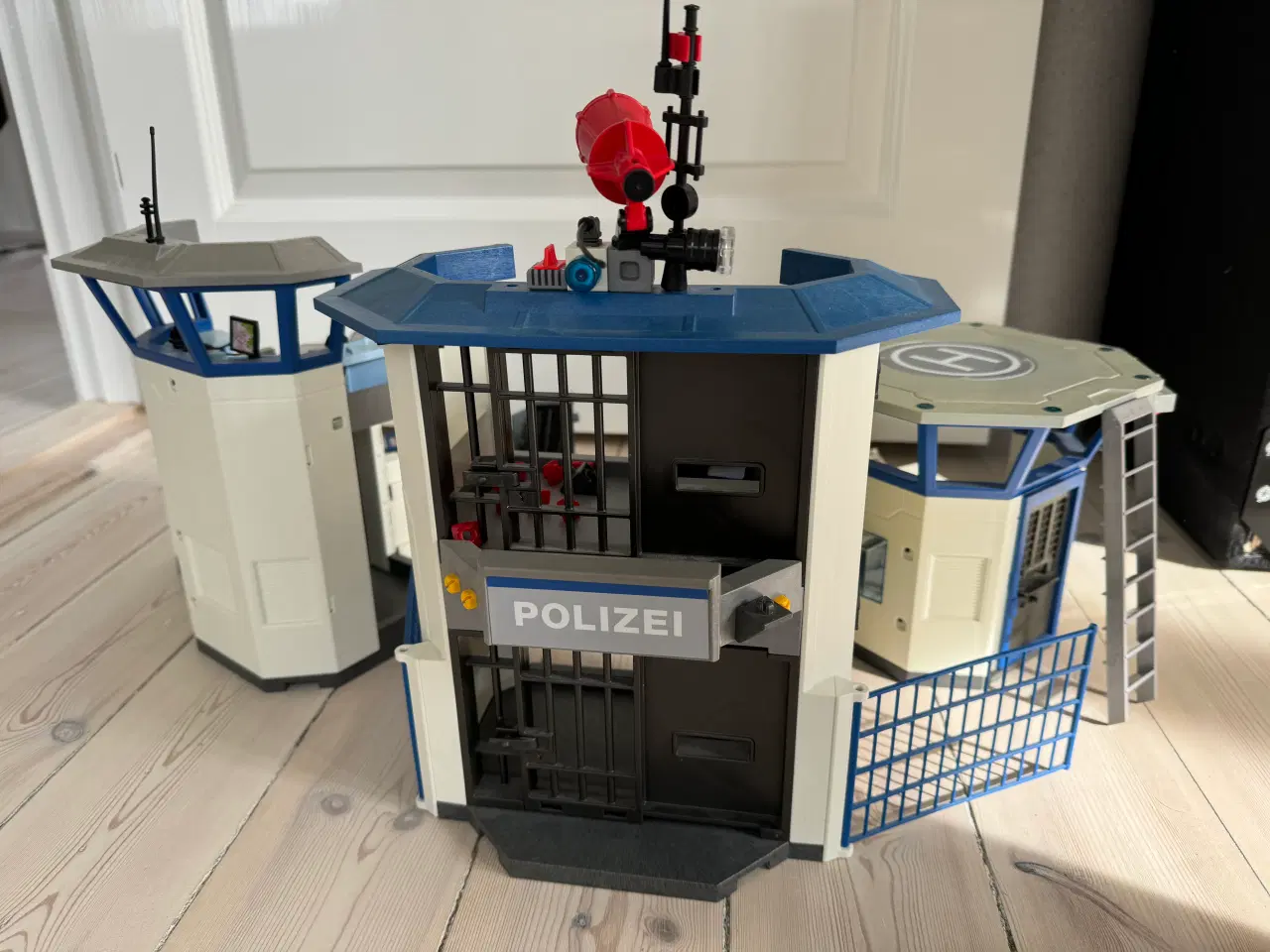 Billede 1 - Playmobil politistation