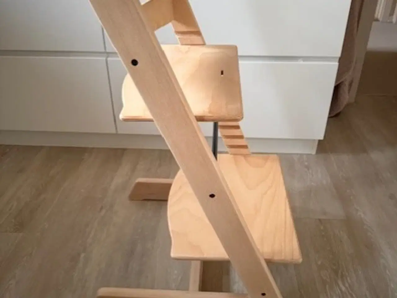 Billede 2 - Trip Trap Højstol NY MODEL i Massiv Bøg Lys Natur.