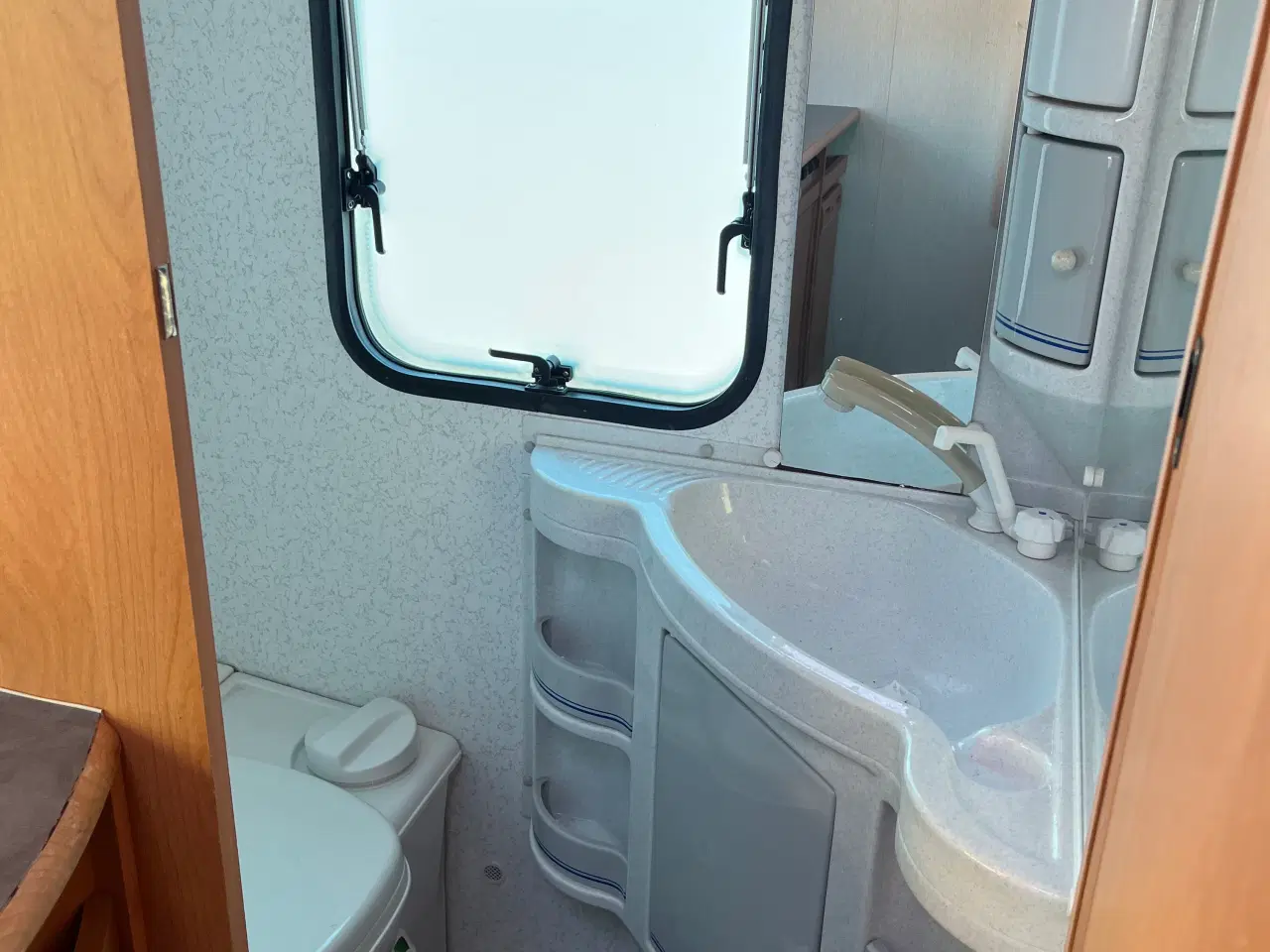 Billede 8 - 1999 Adria rejsevogn 