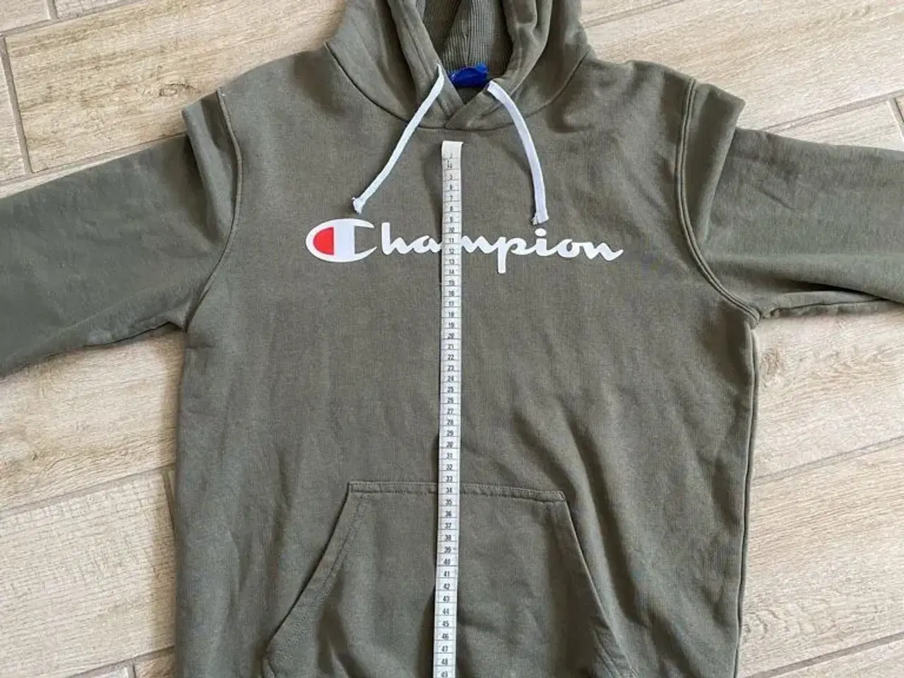 Billede 2 - Champion hoodie i army grøn