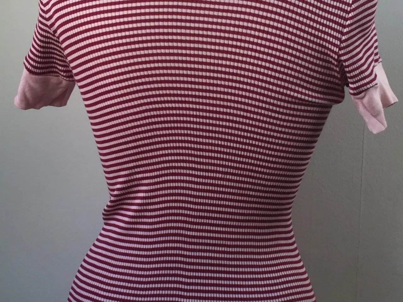 Billede 4 - Rosemunde, to bluser, str L