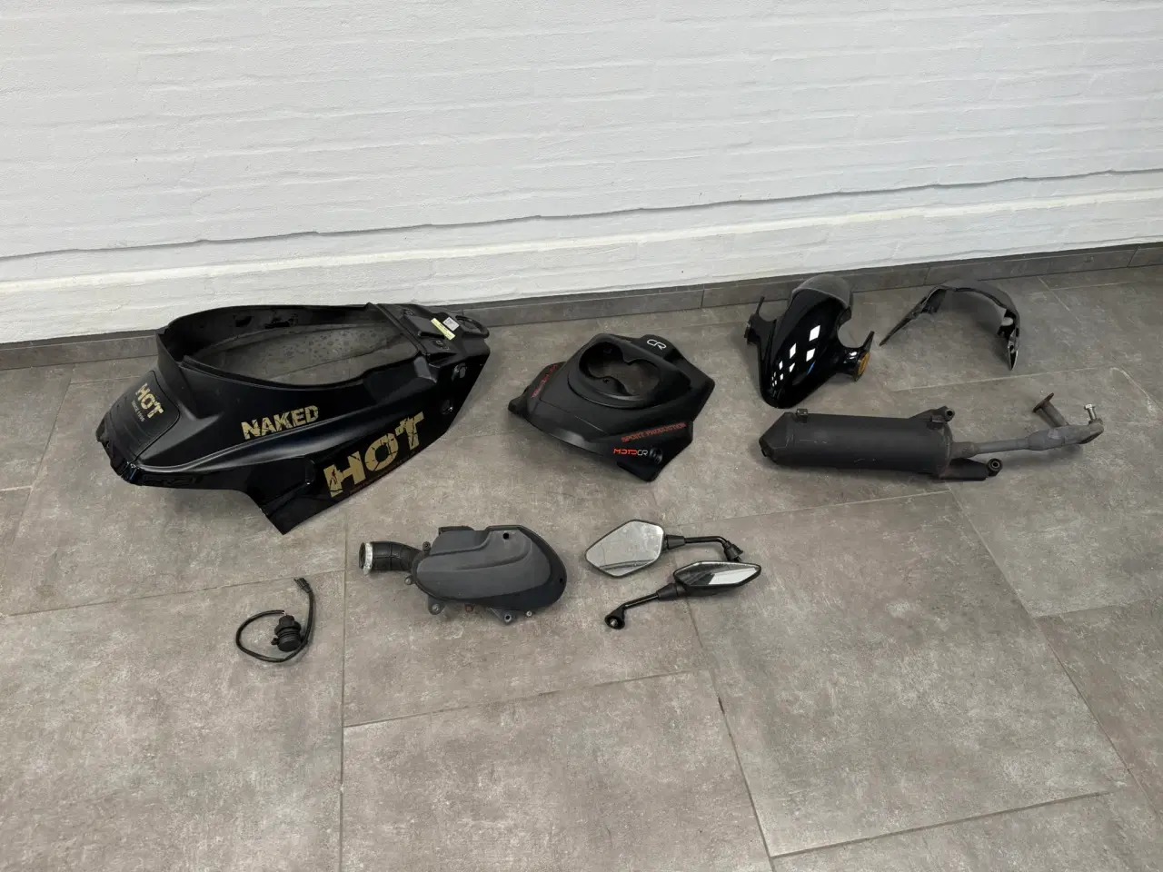 Billede 13 - MotoCR Hot 50 Naked – 2023 – Lovlig og i topstand!