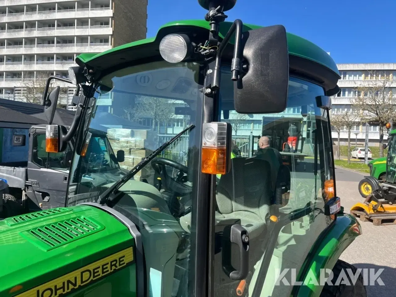 Billede 10 - Kompakttraktor John Deere 3045R